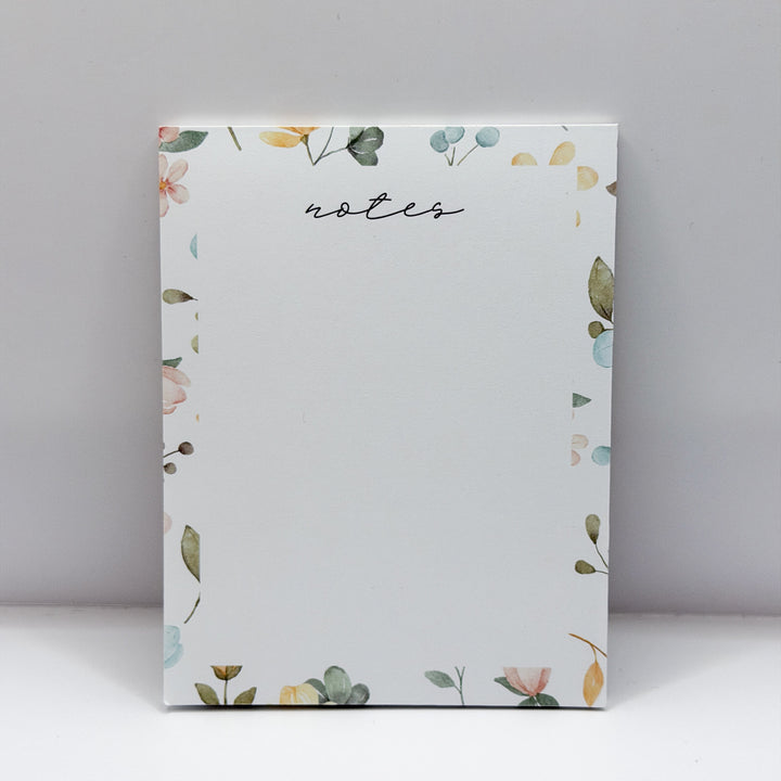 Spring Floral Notepad – 4.25” x 5.5” Tear-Off Pad | 25 Sheets ...
