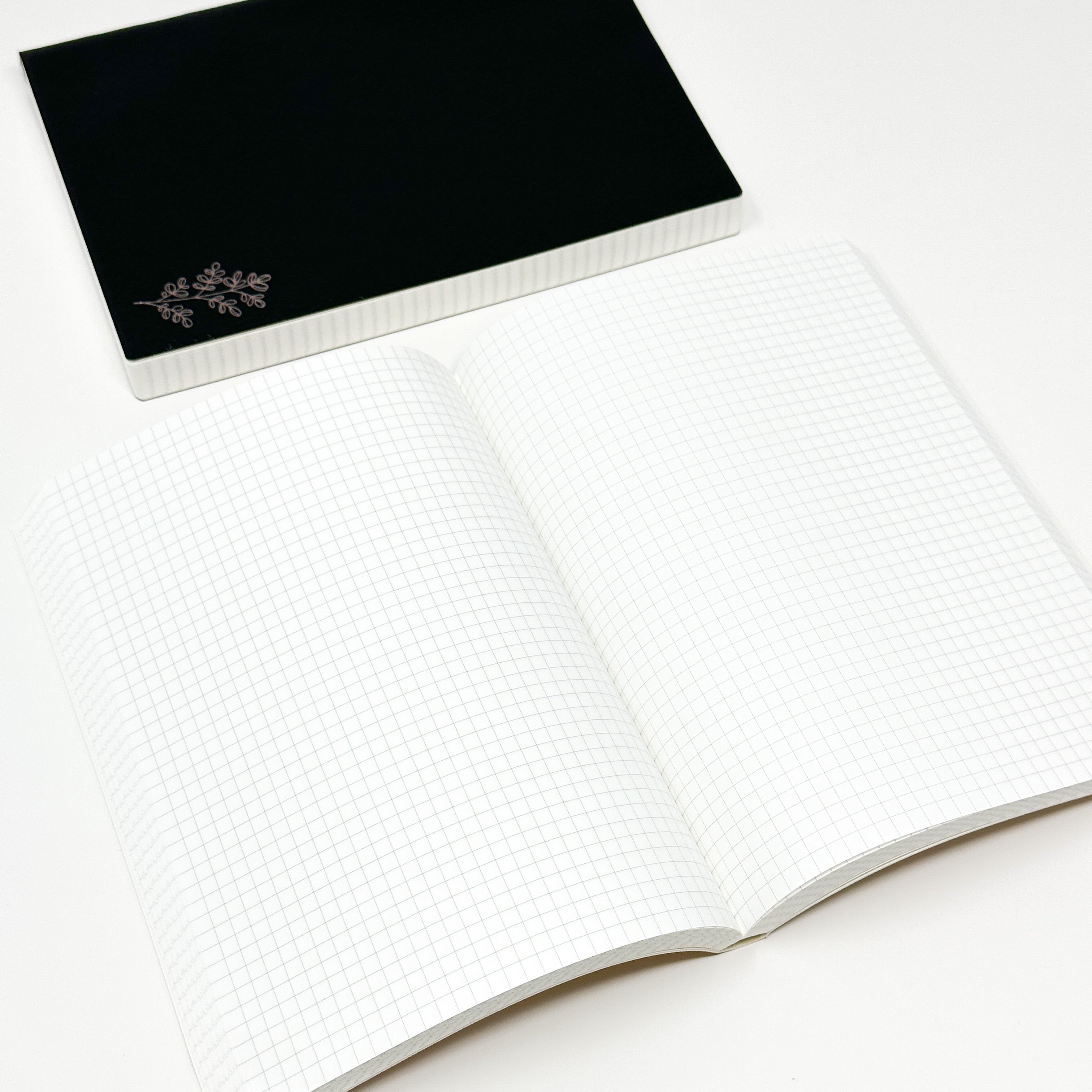 Standard | Blue Freely Noted + (416pg) |Tomoe River Paper Notebook